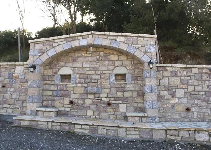 - Kaloneri