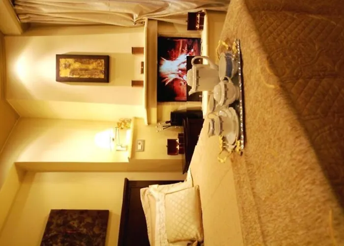 ゲストハウス - 4*