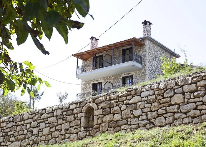 ゲストハウス - 4*